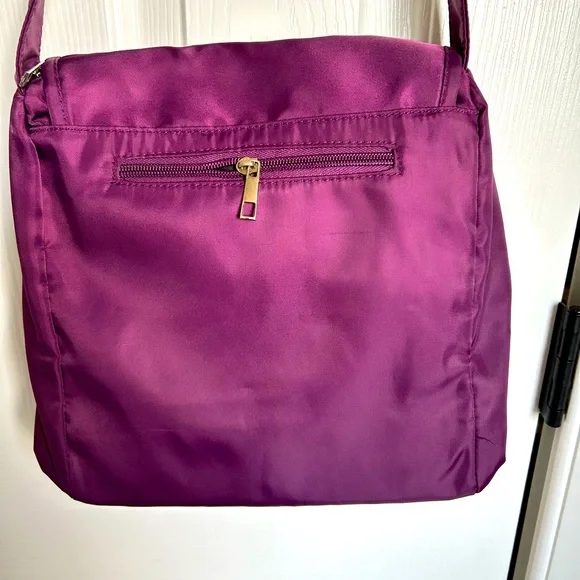 Gold Coast Crossbody Bag - Picture 3 of 3